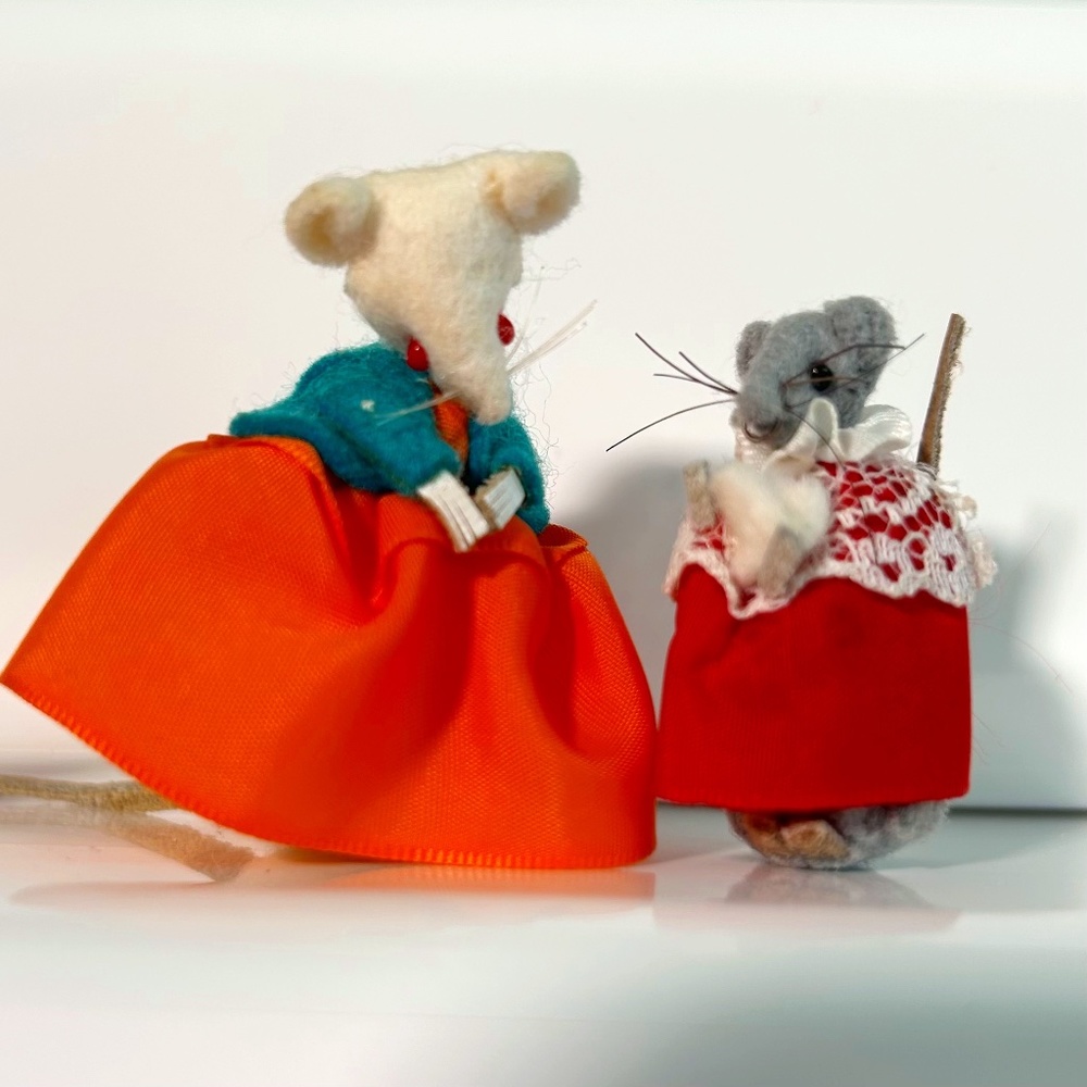 Handmade Vintage Miniature Felt Church Mice Set of 2 Dollhouse Collection